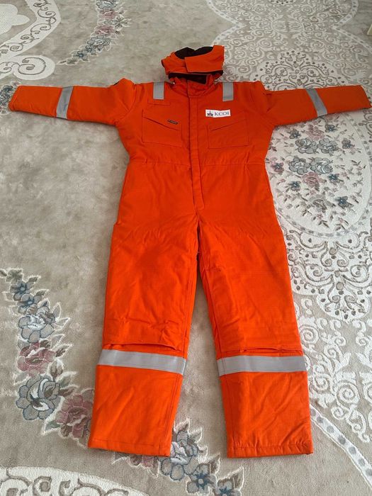 Продам зимний мужской комбинезон