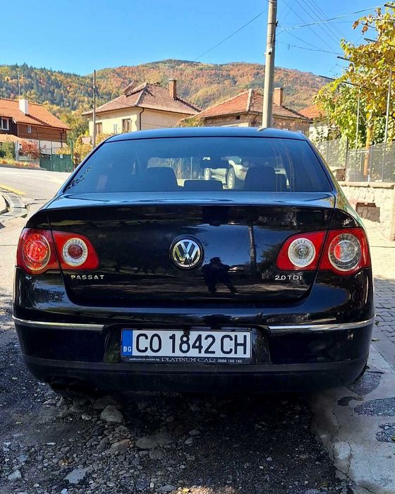Продава се Пасат Б6 2.0 TDI