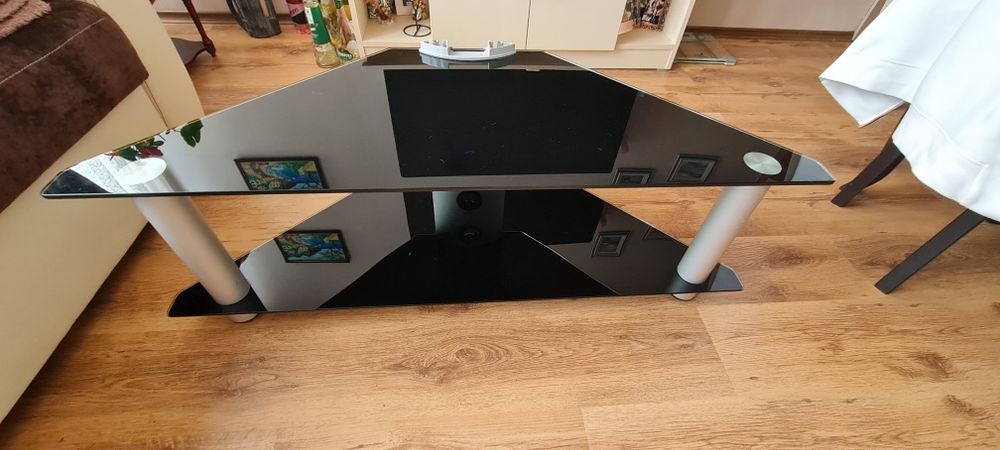 стойка за телевизор