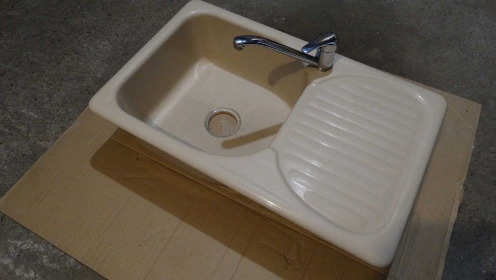 Мивка Фат 80 / 49 със смесител