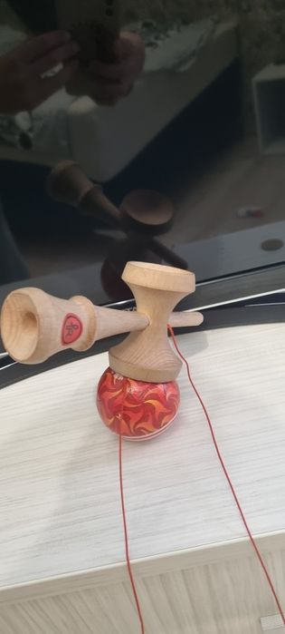 Kendama Europe cu balance hole