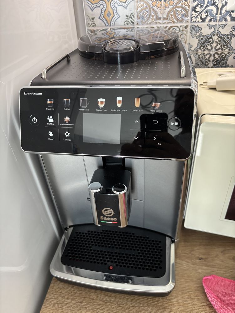 Кафеавтомат SAECO GRANAROMA SM6580/00