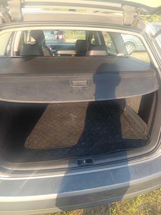 Vând urgent Passat B6 Combi