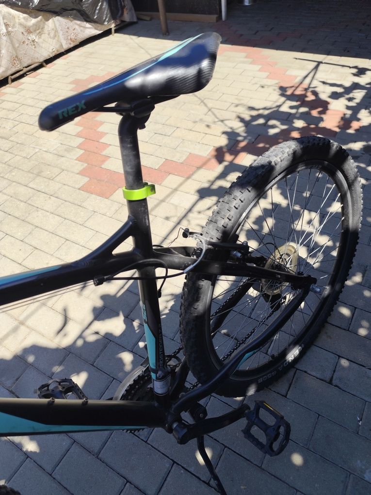 Se vinde bicicleta Rex