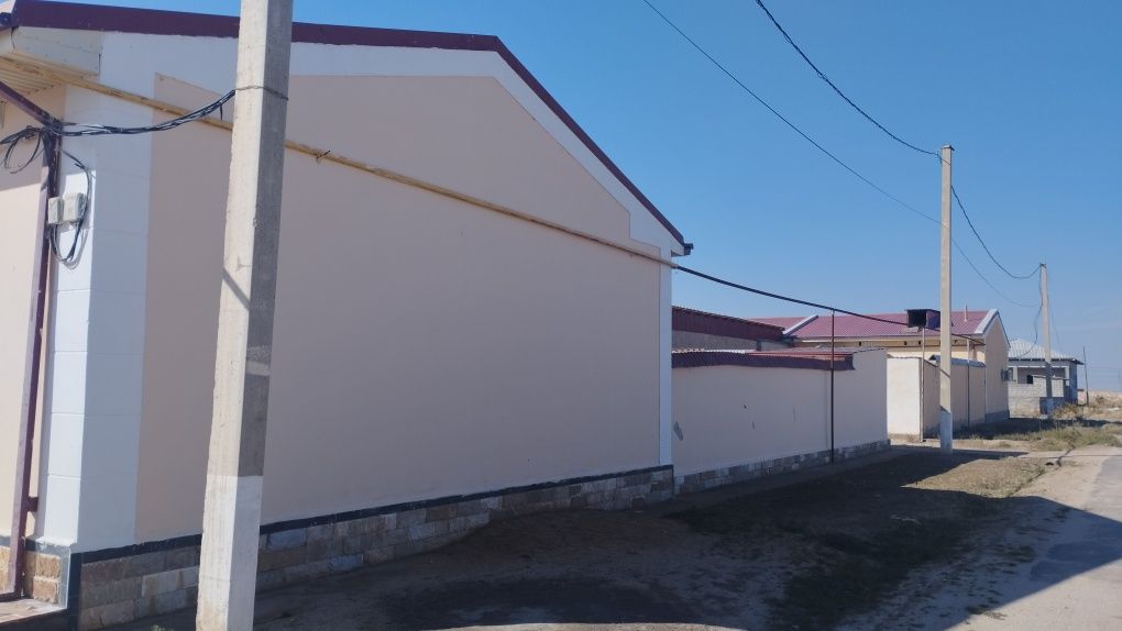 Uy sotiladi kattej