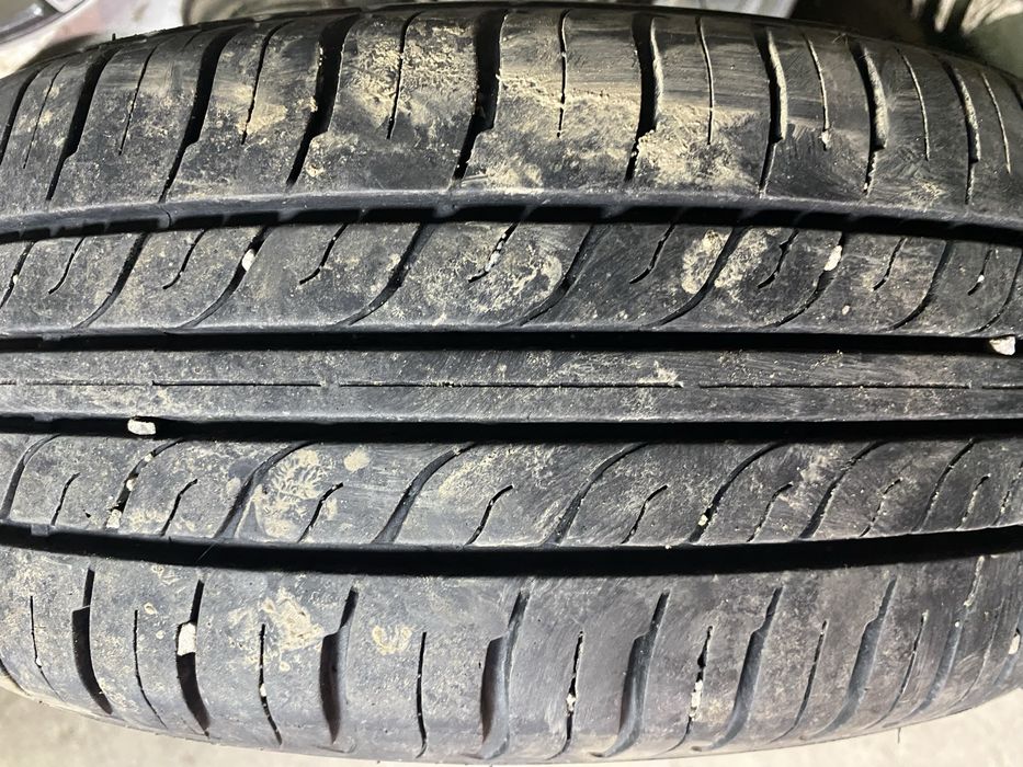 Резина на 14. 185/65 4 шт в нал