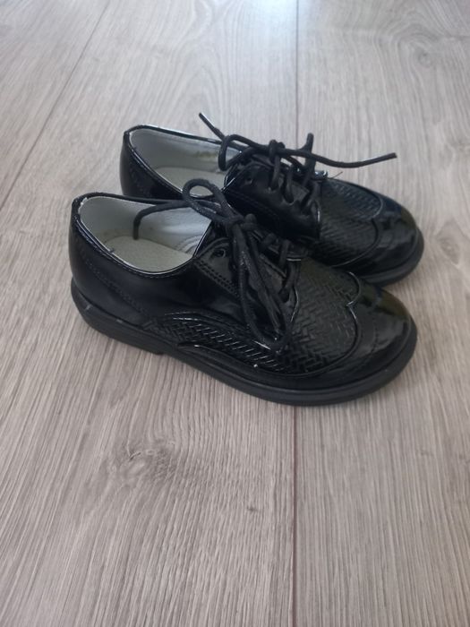 Pantofi unisex nr 25