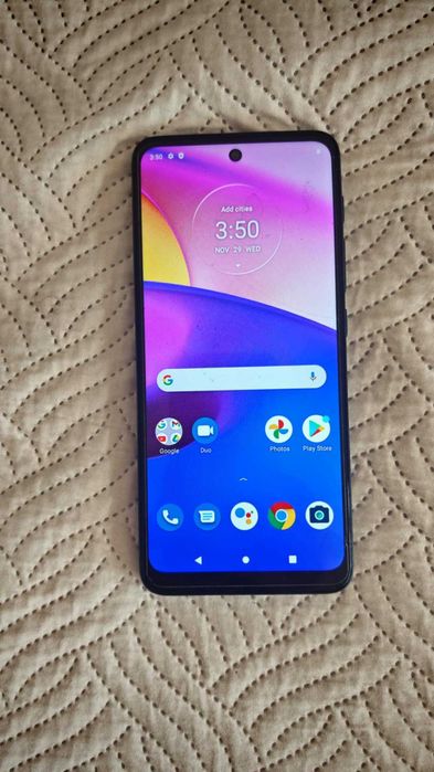 Предлагам за продажба Motorola e40 4/64gb.