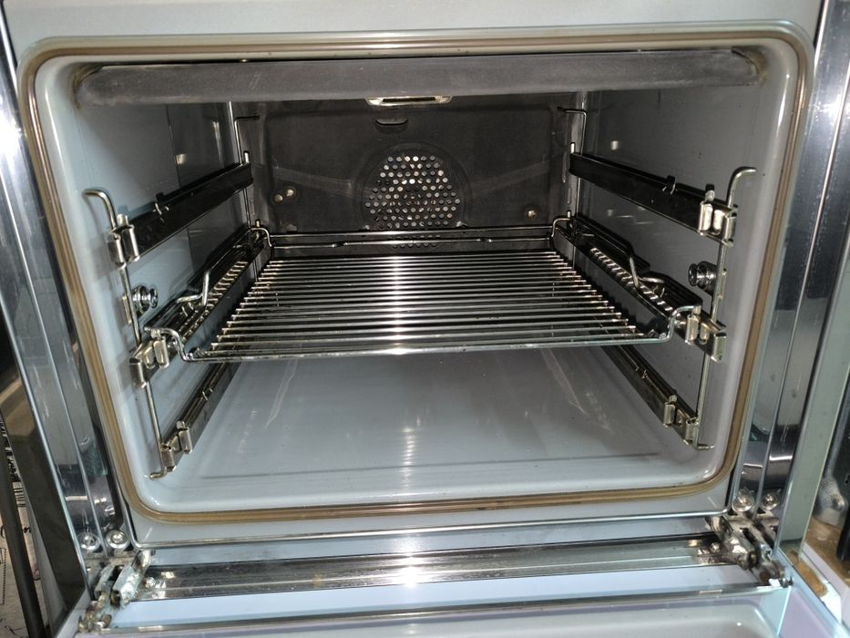 Фурна с котлони Miele