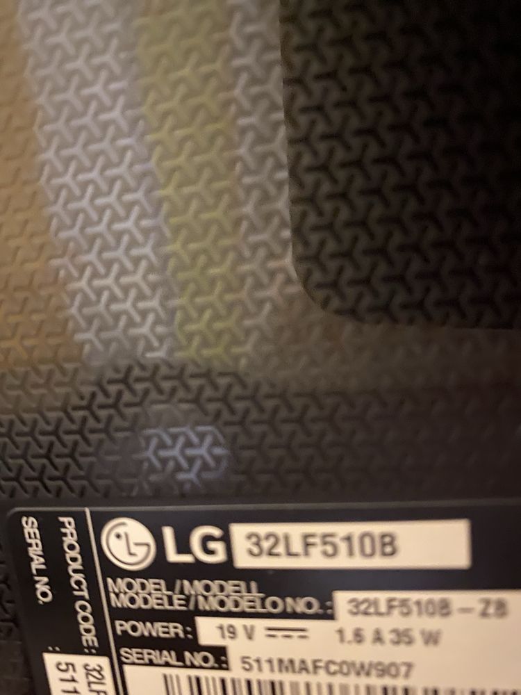 Телевизор LG 32LF510B.