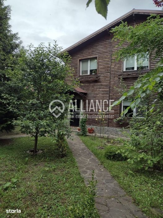 BREBU/PRAHOVA(cod04)-Casa P+1 zona mirifica