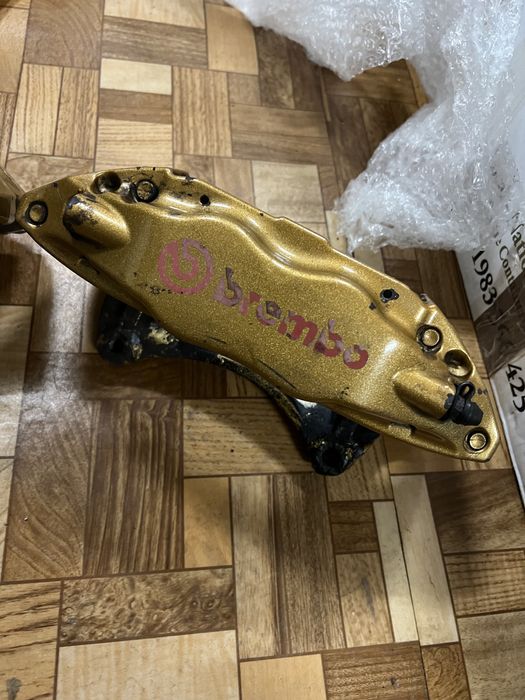 Subaru gold brembo спирачни апарати