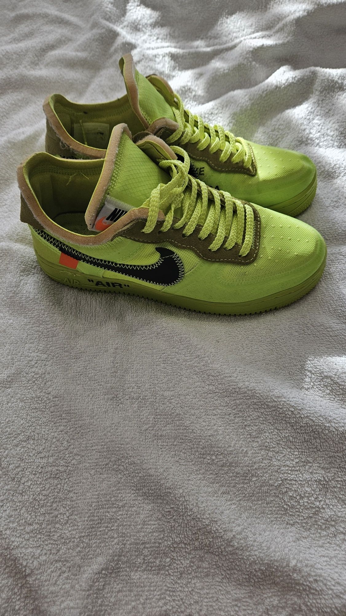 Vand addasi Nike X Off-White Air force 1 low "VOLT" sneakers
