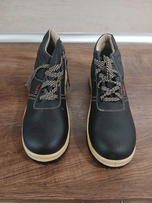 Мъжки обувки нови и използвани