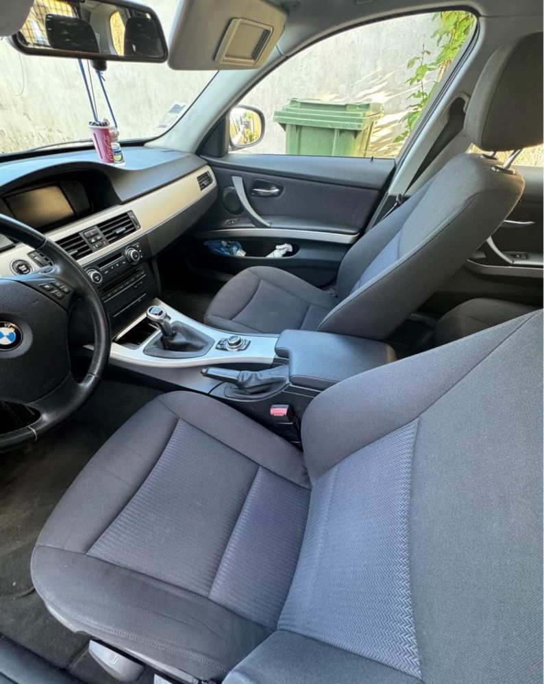 Bmw - 318 -D - 2012 - Facelift - LCY