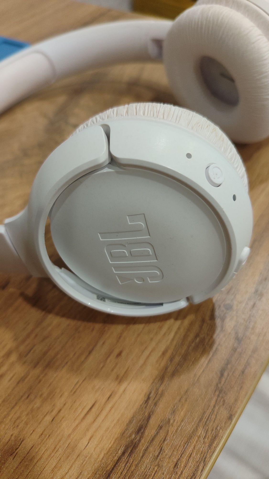 Наушники JBL блютуз