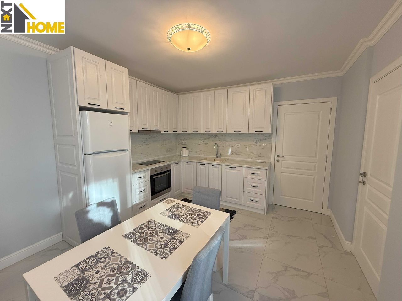 Дава се под наем Тристаен апартамент в Пловдив, Кършияка - 90 кв.м за 510 € - Снимка #3