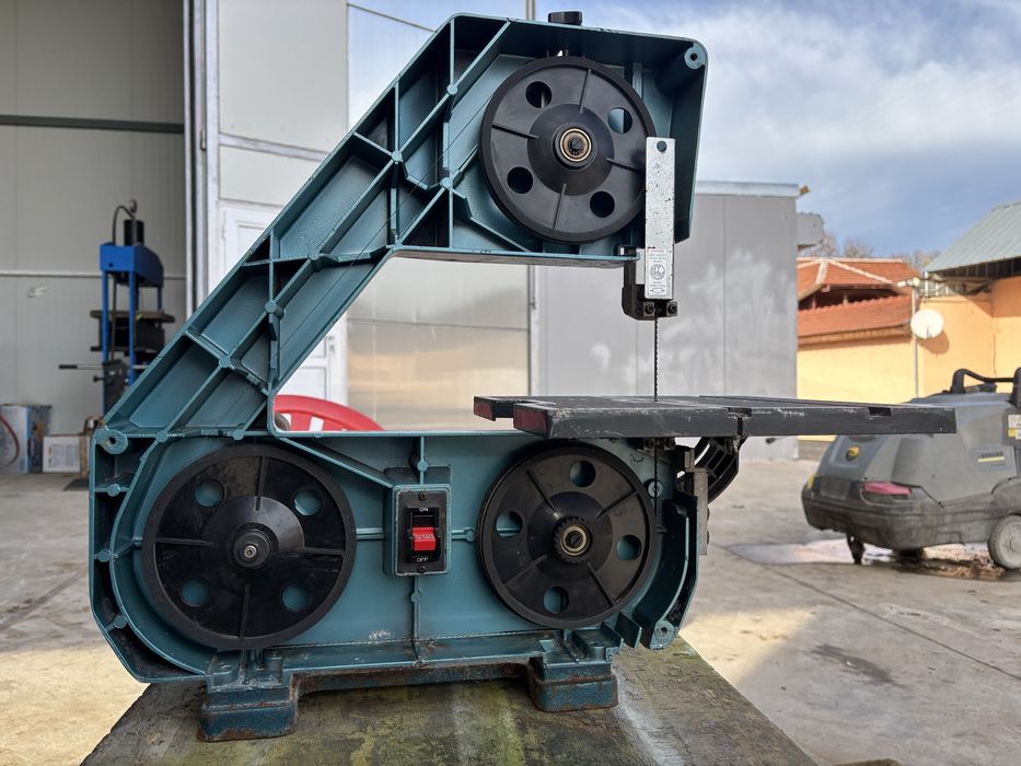 Настолен банциг Clarke