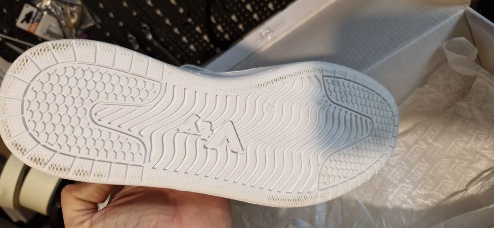 Adidași albi VTY piele Noi nr.42