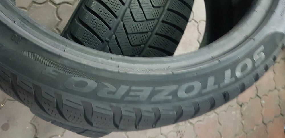 anvelope Pirelli 235/40/19 m&s iarna