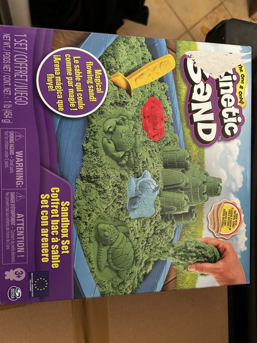 Nisip Kinetic Sand Sandbox