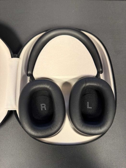 Слушалки Bowers and Wilkins PX7 S2