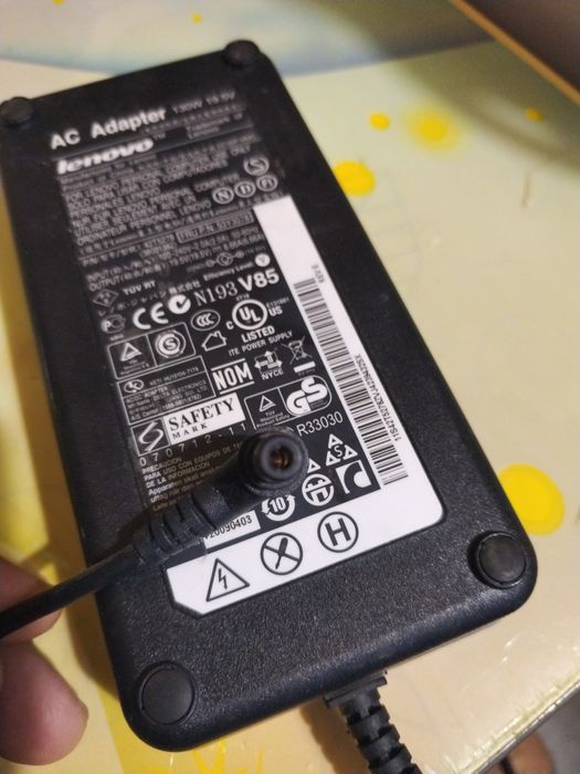 Incarcator alimentator laptop Lenovo 20V 6,75a 19v 6,66A