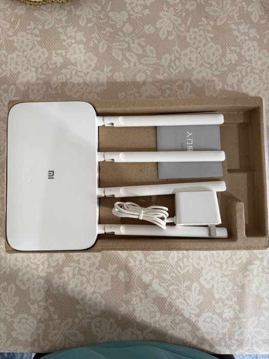 Продаю новый Wi-Fi роутер Xiaomi Mi Router 4A (Gigabit Edition)
