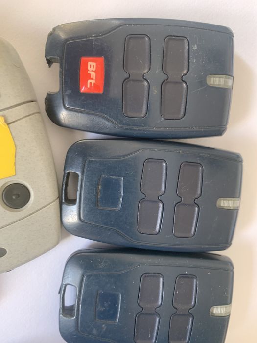 Telecomanda porti diverse modele