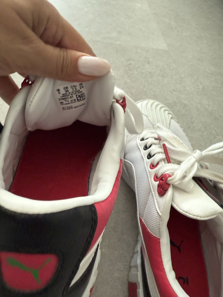 Дамски кецове puma колаборацис с Carl Lagerfeld