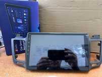 navigatie android pentru Toyota Rav4 10 inch cu sim si 6g/128g