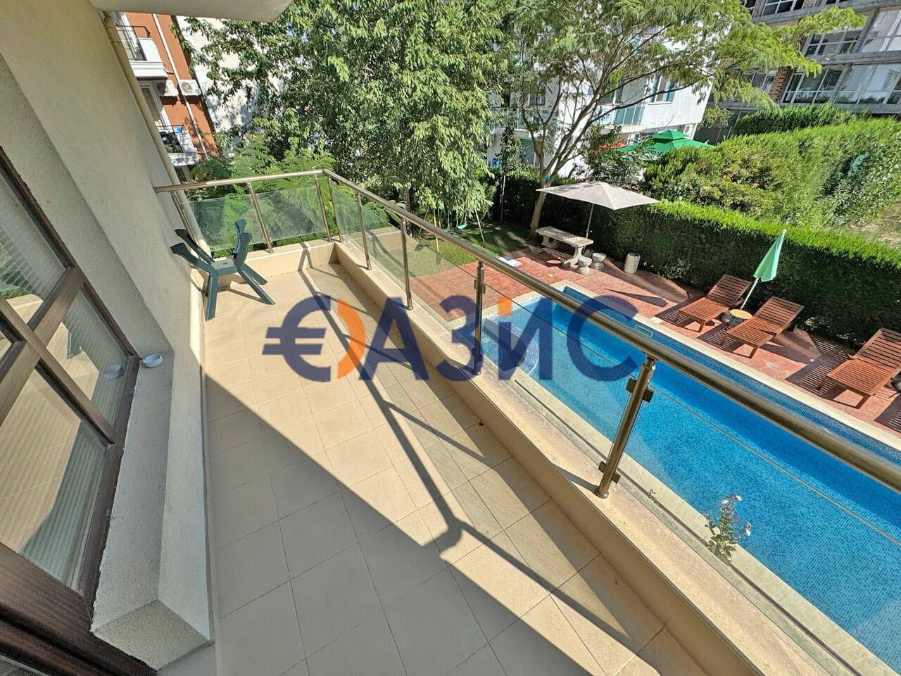 Продава се Двустаен апартамент в к.к. Слънчев бряг - 59 кв.м за 1111 €/кв.м - Снимка #13