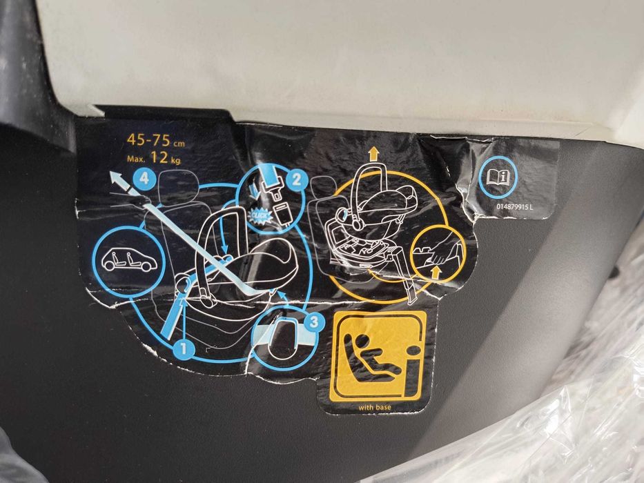 Scoica auto Maxi Cosi Pebble i Size, spalata si igienizata profesional