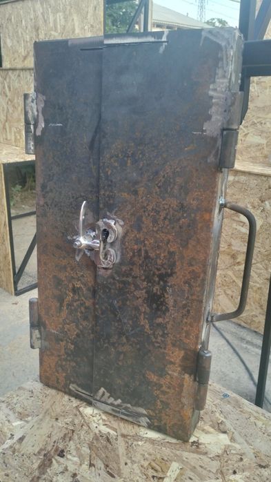 Продам или поменяю на денги ,мангал Дипломат