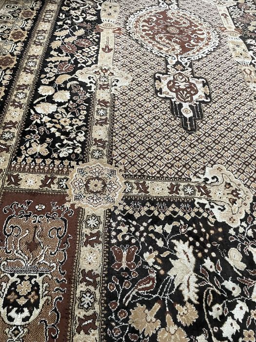 Персийски килим 4,40 м