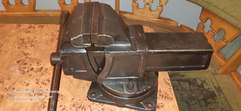 тиски большие 3 шт.ссср