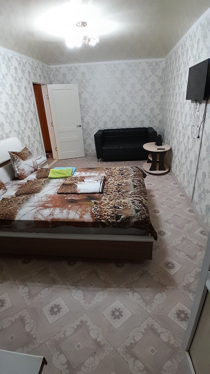 1 ком посуточна и по часам
