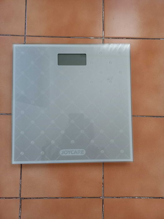 Уред за измерване на телесно тегло JOYCARE