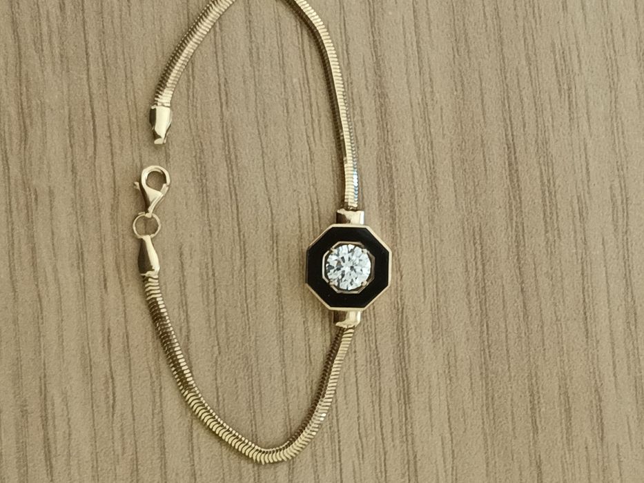 Нова златна дамска гривна 14 к. с камък Swarovski