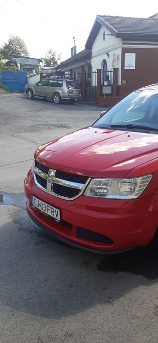 Vând  Dodge journey