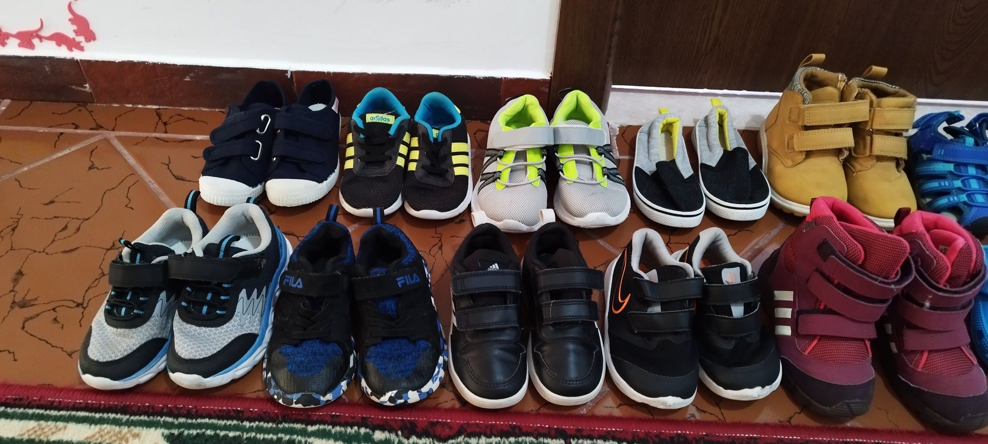 Nike Adidas fila crocs lasocki mărimi 25-26-27