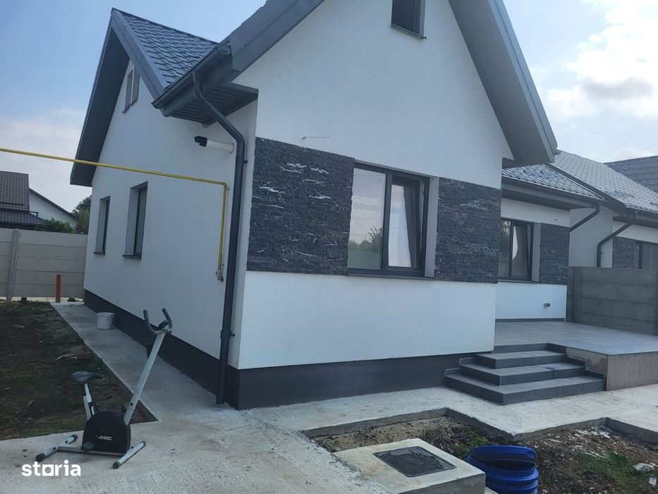 Casa de vânzare P+M, la ASFALT, toate utilitățile, COMISION 0