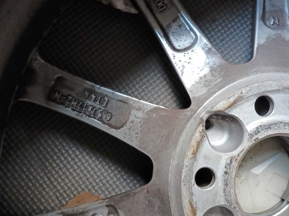 Мерцедес 17 лети джанти плюс гуми