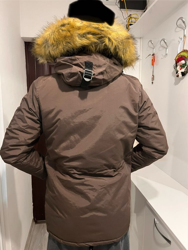 Продавам експедиционна парка Norway Geographical