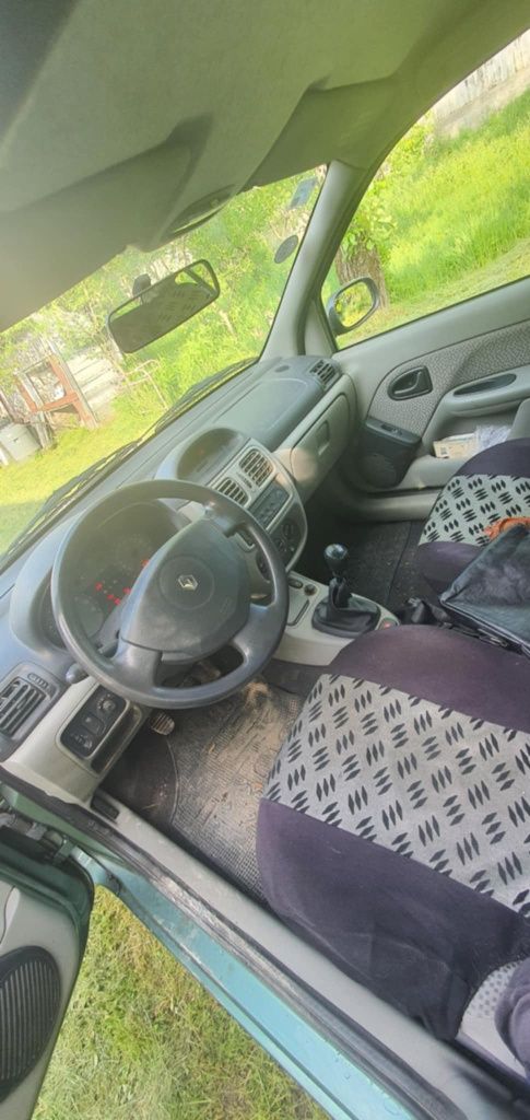 Vand renault clio symbil