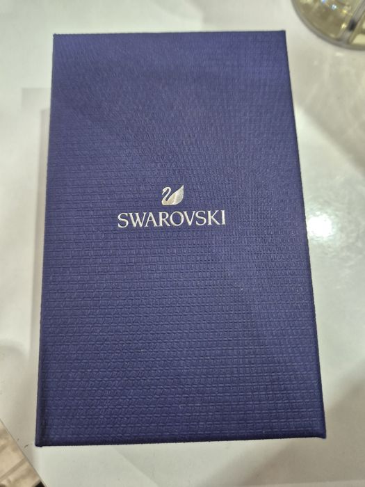 Swarovski hello kitty