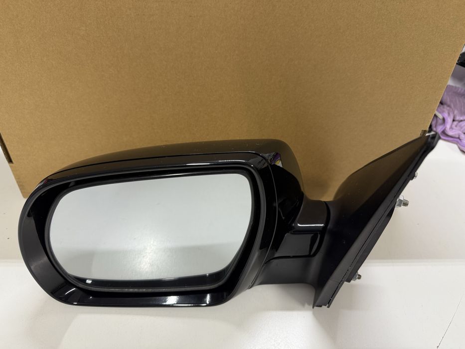 Hyunday santa fe огледало