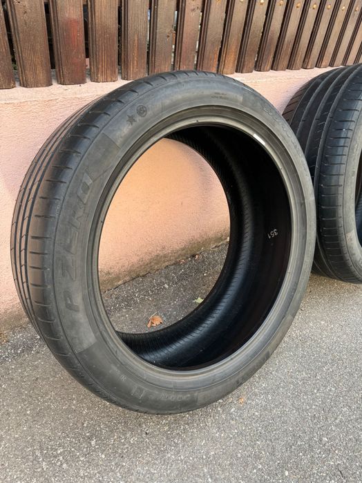 Anvelope PIRELLI P Zero RUN FLAT 275 40 21 cu steluta Bmw RSC