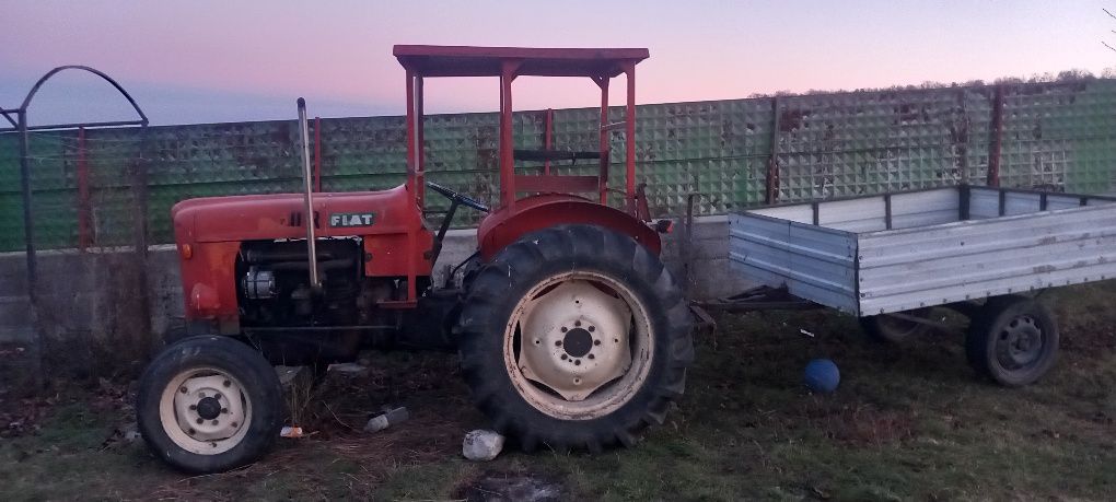 Vând tractor fiat 45 cp