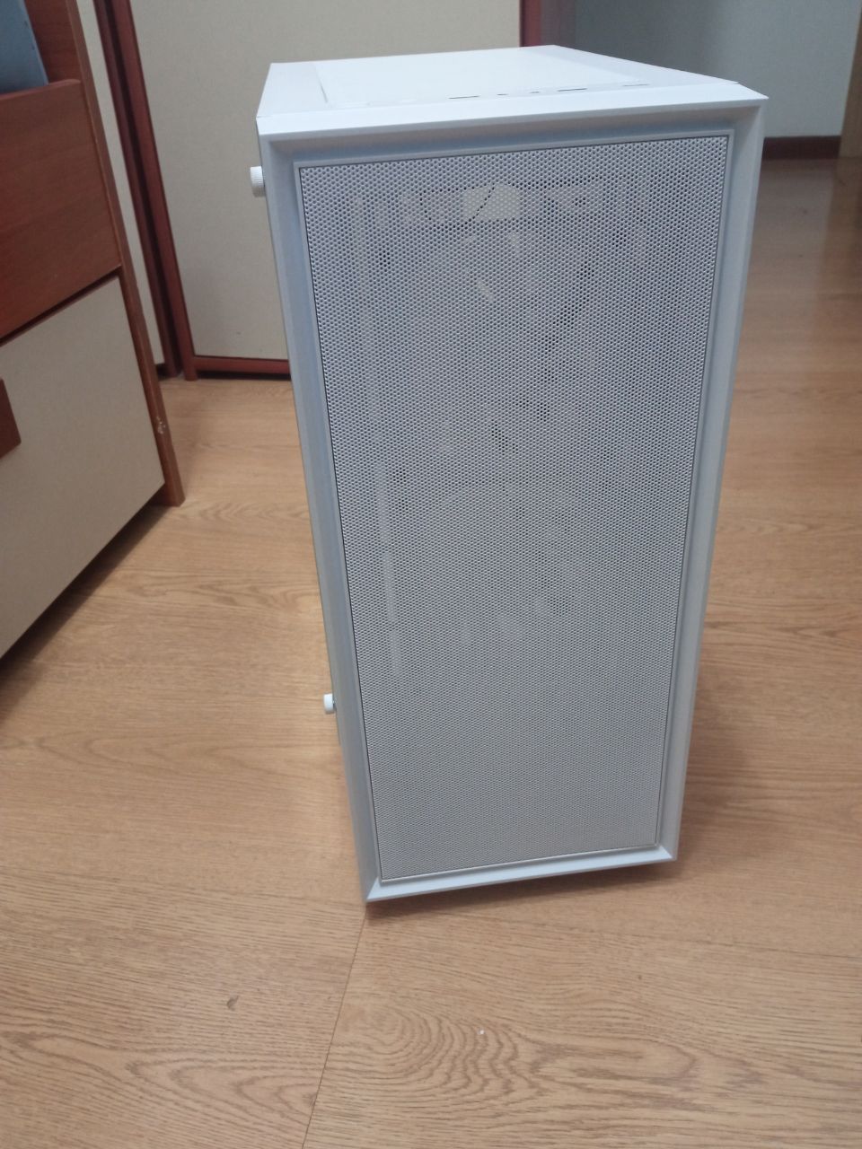 Корпус Gamemax Storm WH mid-tower chassis белый  4 кулера